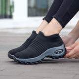 2021 Women Wedges Shoes New Mesh Breathable Knit Ladies Shoes Mix Colors Sneaker Soft Platform Slip On Women's Vulcanize Shoes